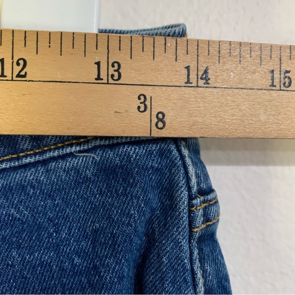 Levi’s 501 Cut off Jean Shorts Medium Wash Classic Button Fly Women’s Size 27 - Picture 7 of 12